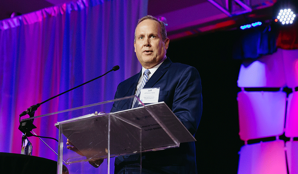 Jeff Barnhart, FACHE, accepting the Pioneer Award - Texas Hospital Association Pioneer Award: Jeff Barnhart, FACHE